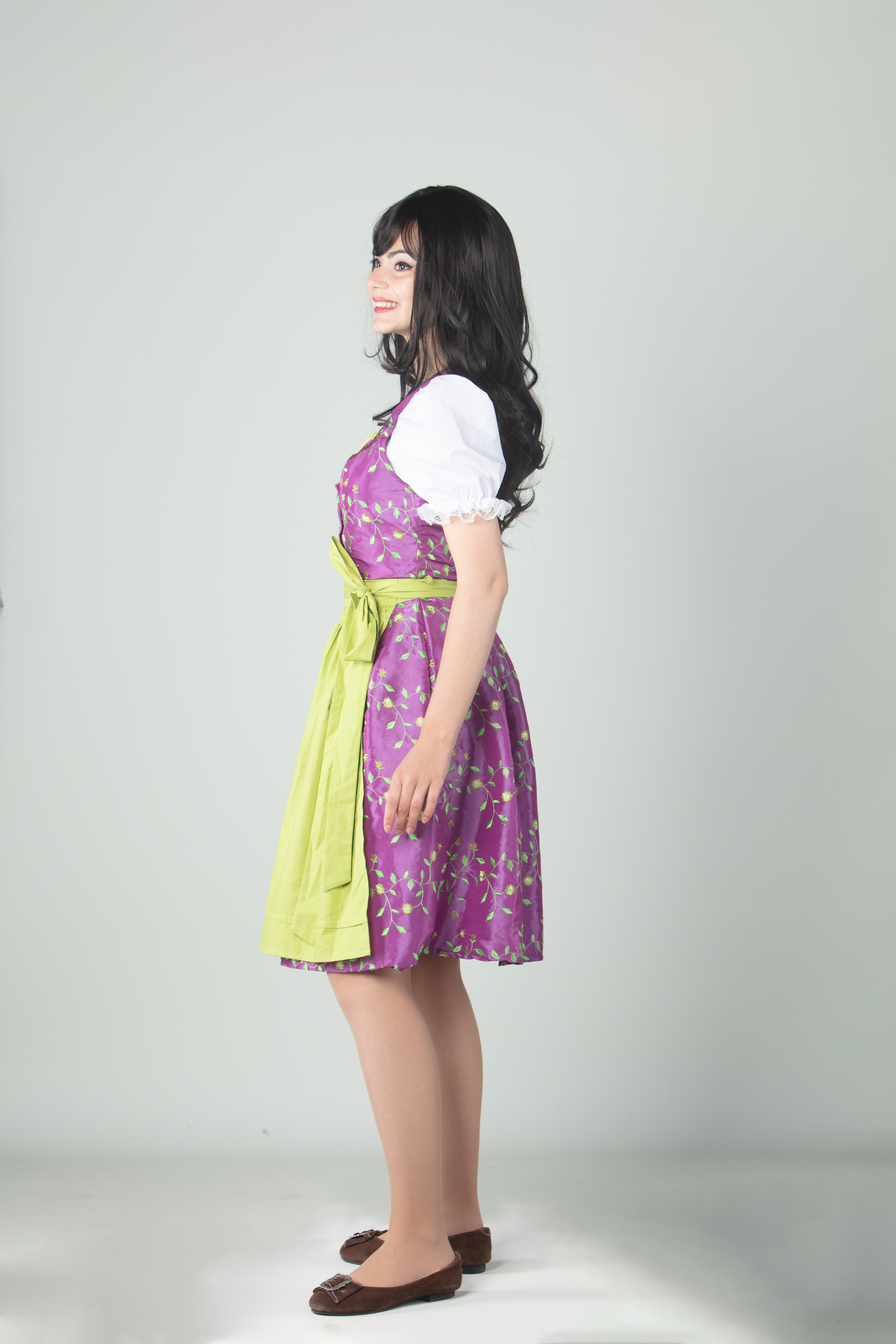 Dirndl fuchsia-limettengrün mit Schürze Dirndl fuchsia-limettengrün mit Schürze