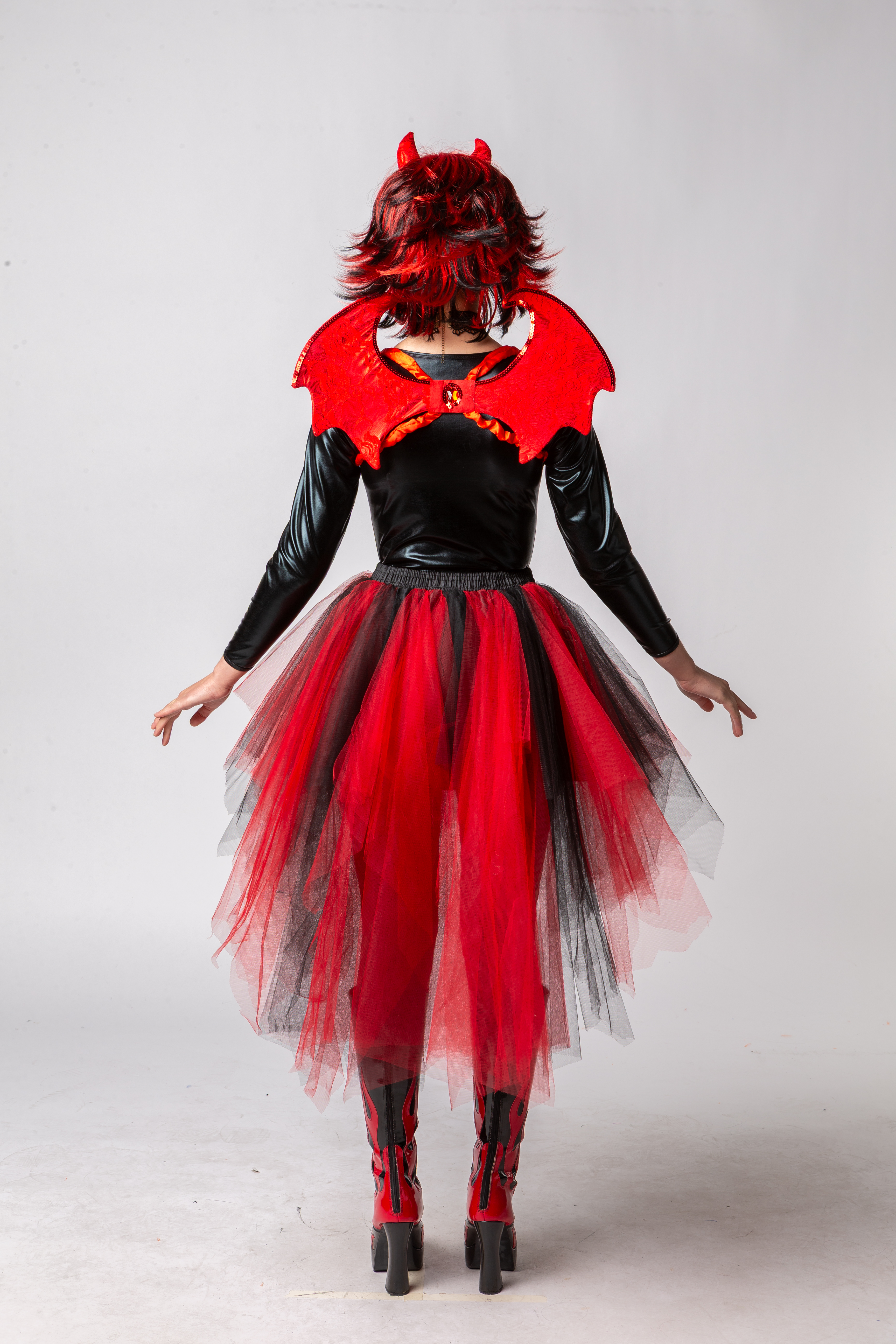Tutu Vokuhila, rot/schwarz Tutu Vokuhila, rot/schwarz