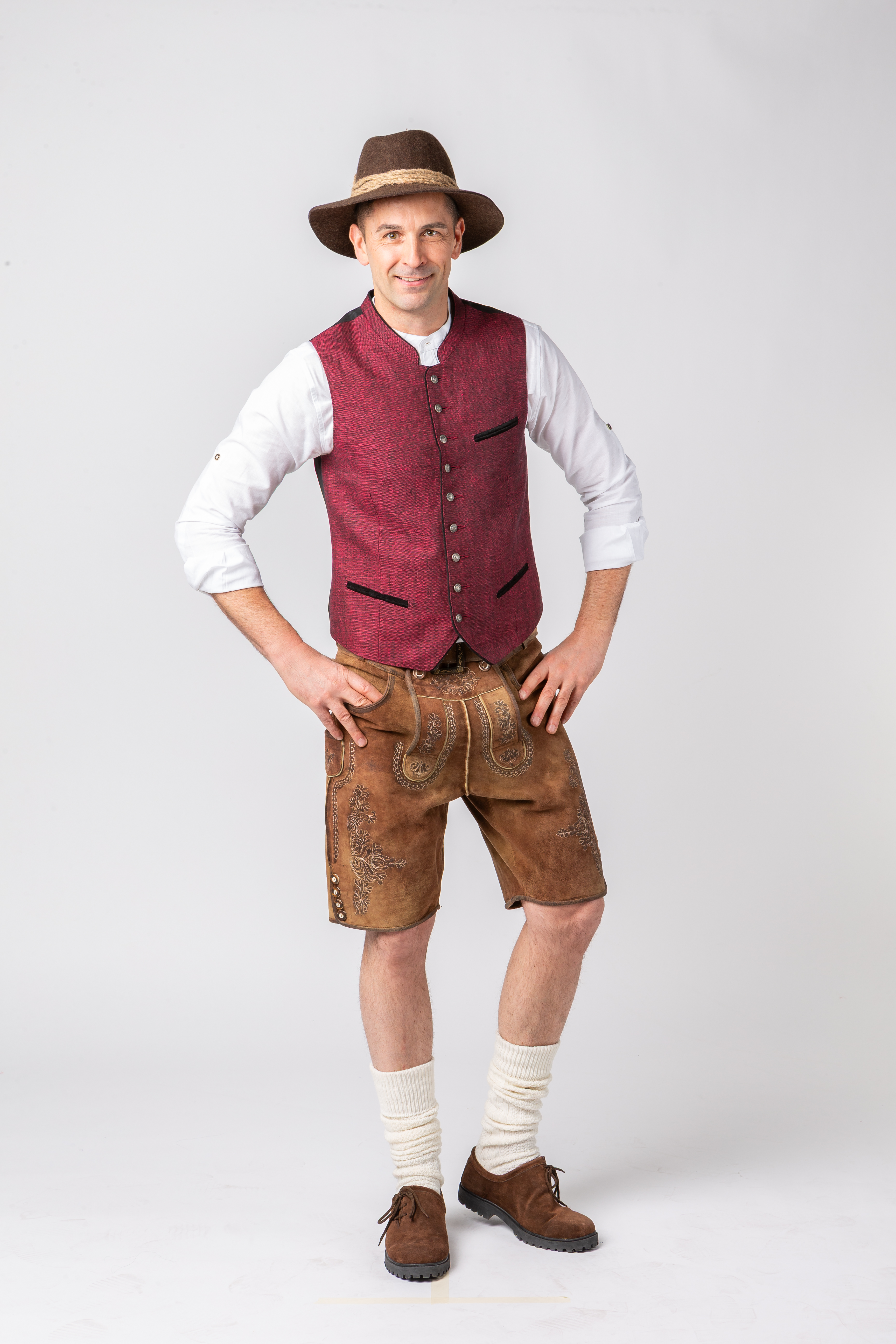 Lederhose, kurz rost 
